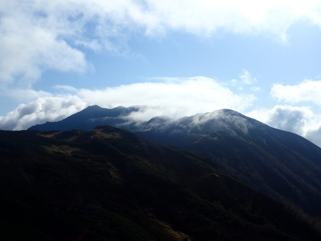 双六岳付近から見る笠ヶ岳