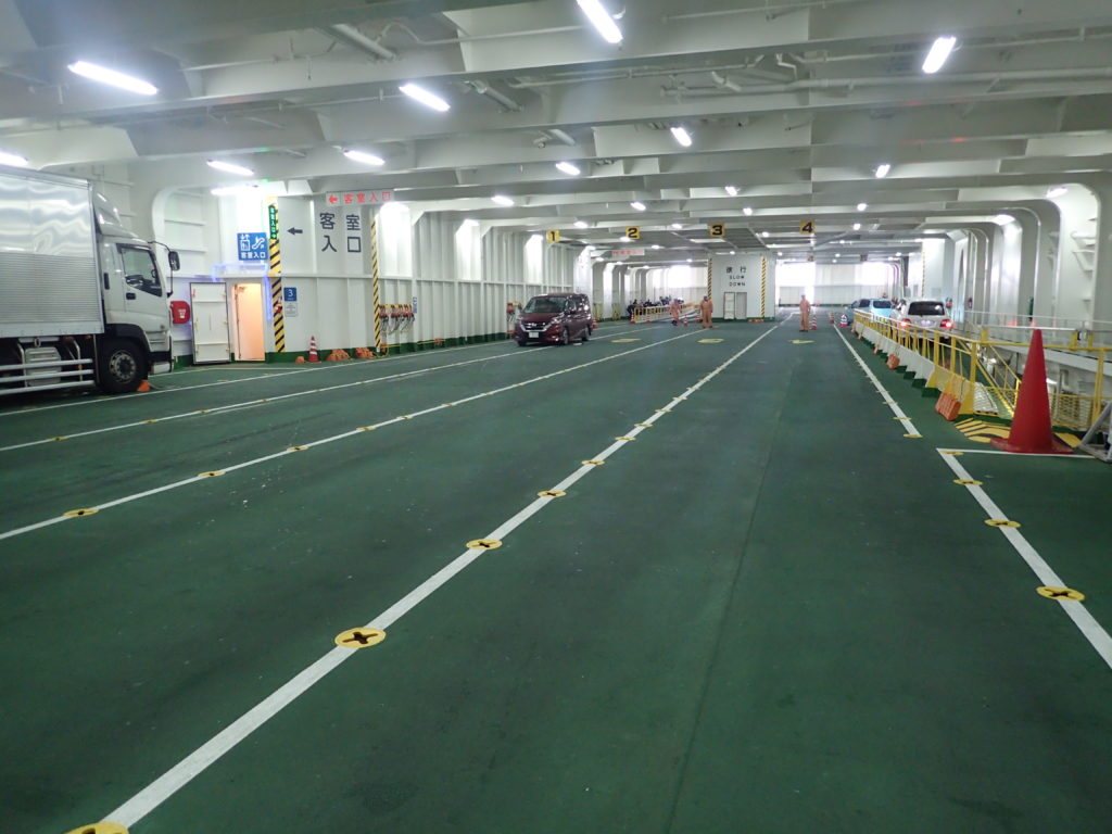 津軽海峡フェリーの駐車スペース