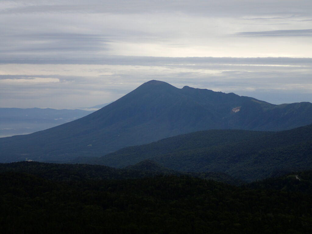 日本百名山の八幡平を登山した時に撮影した岩手山