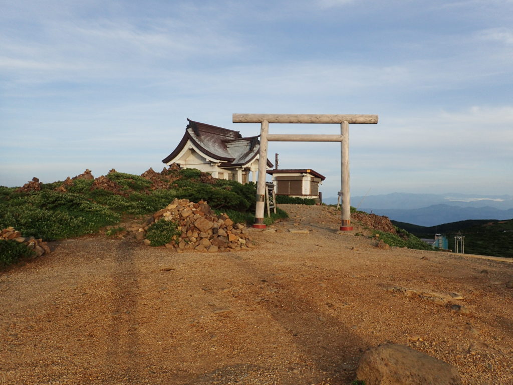蔵王山の刈田神社の鳥居