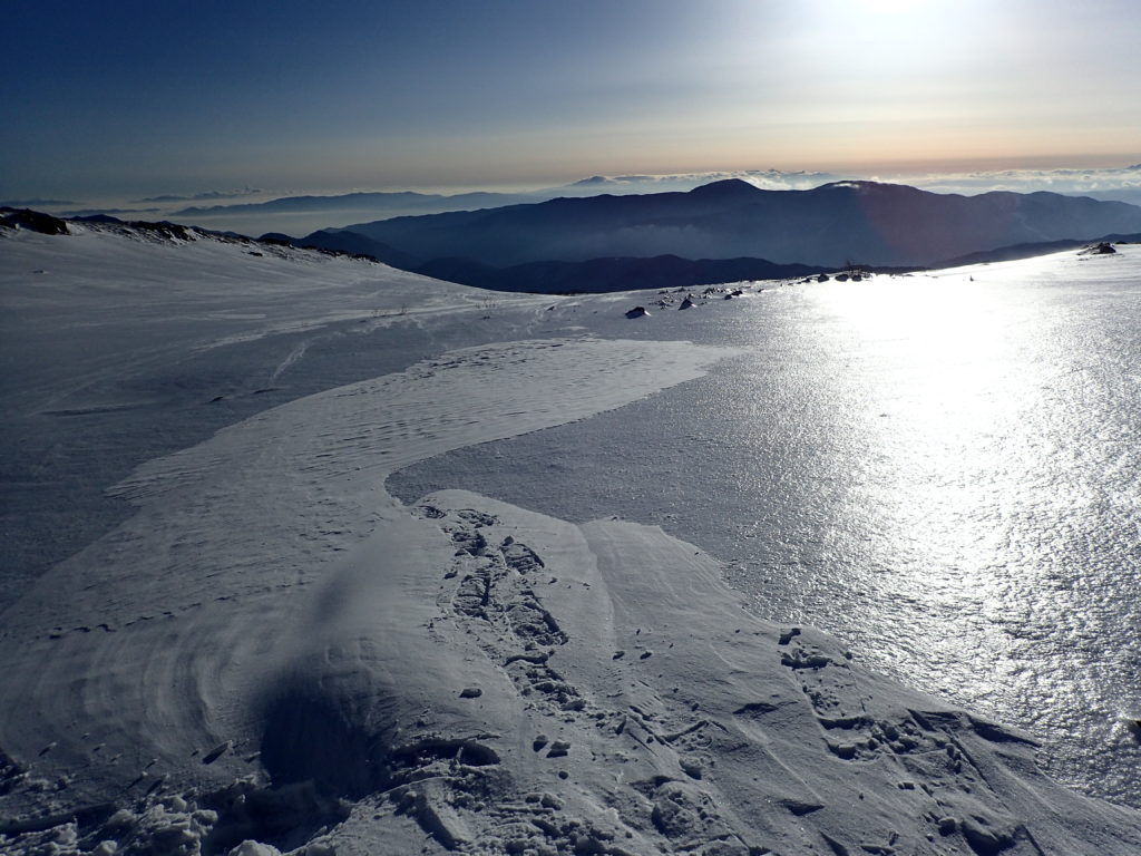 冬の乗鞍岳の雪原