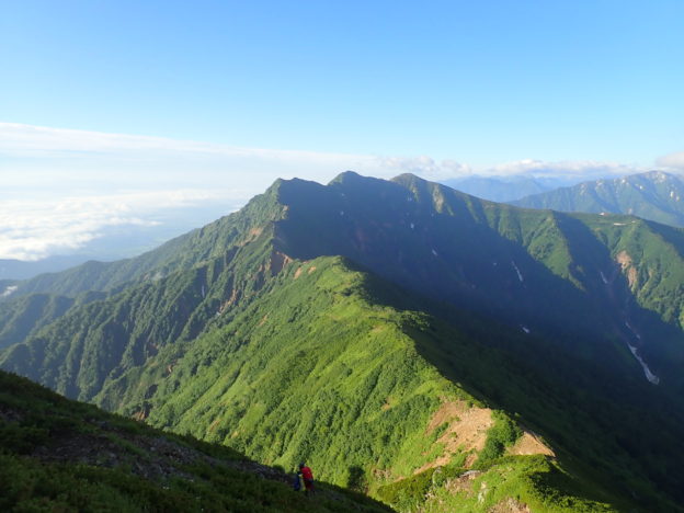 長野県松本市在住の僕がおすすめする北アルプスの登山ルートである爺ヶ岳の稜線