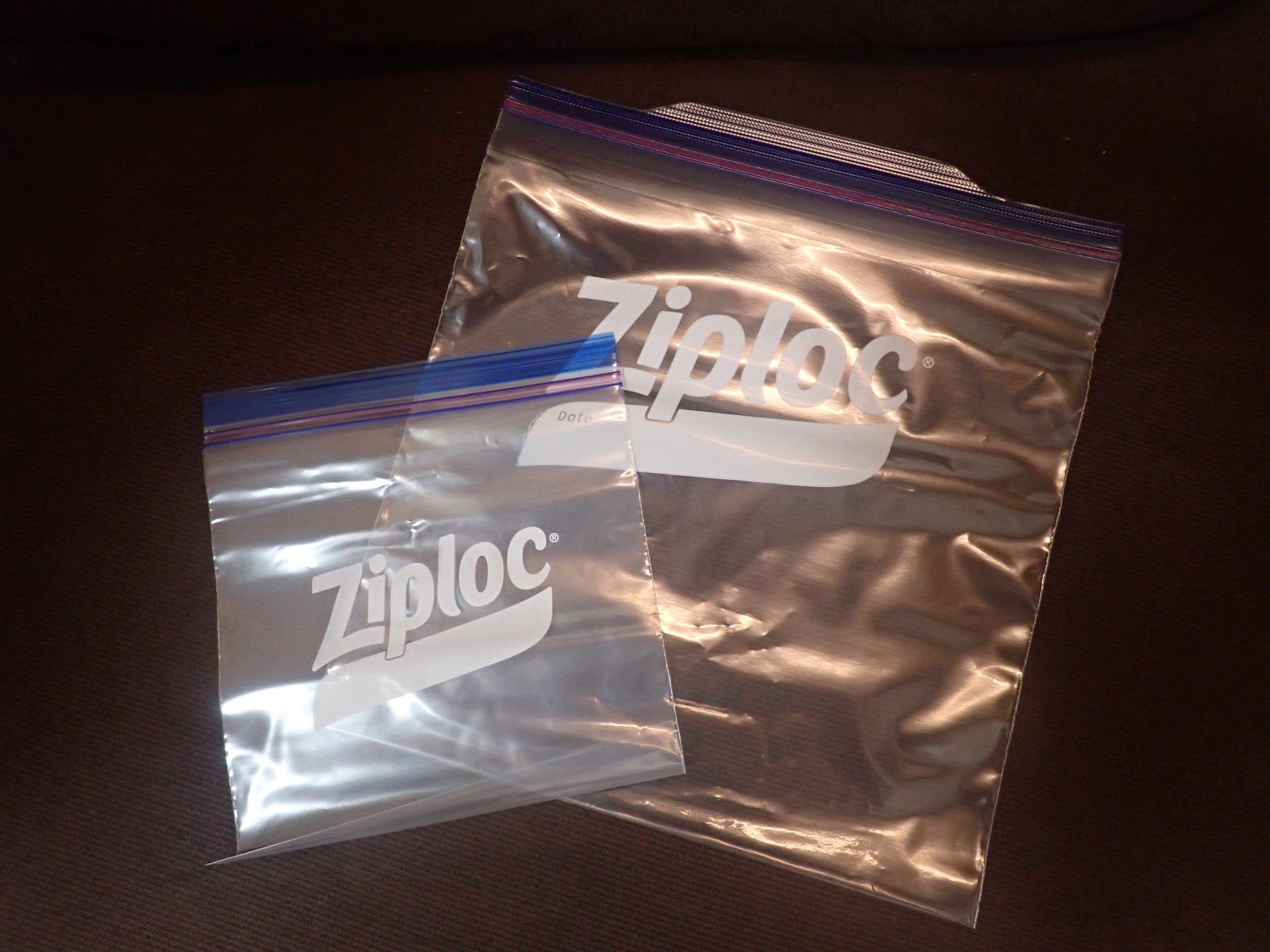 ジップロックは登山で大活躍します まさに万能の袋 登山での具体的な使い方をご紹介します ジップロックは登山で大活躍します まさに万能の袋 登山での具体的な使い方をご紹介します