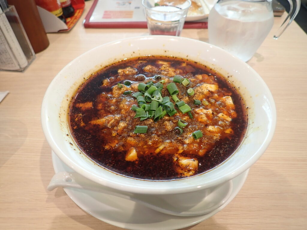 イオンモール松本にある四川乃華ICHIの激辛麻婆麺