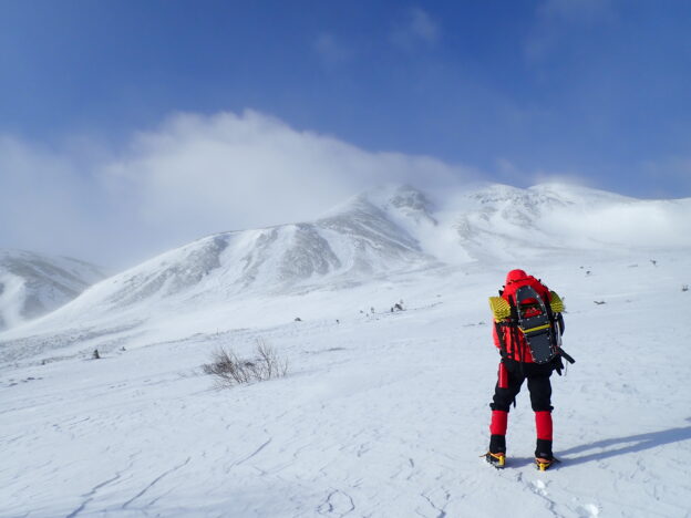 厳冬期の雪山登山の僕のウェアリング